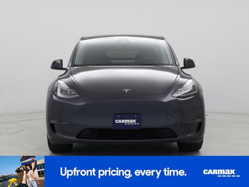 Gray 2025 Tesla Model Y Long Range