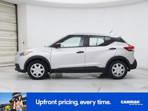2019 Nissan Kicks S