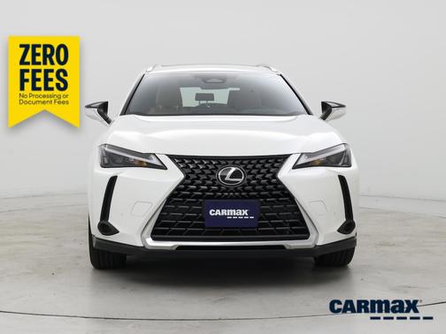 White 2025 Lexus UX 300h Premium