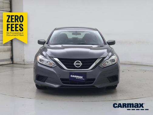Silver 2018 Nissan Altima SV
