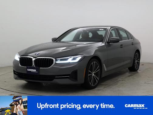 Gray 2022 BMW 540 XI