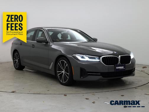 Gray 2022 BMW 540 XI