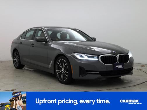 Gray 2022 BMW 540 XI