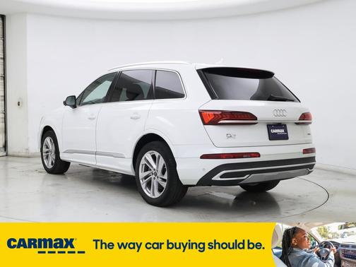 2022 Audi Q7 Premium Plus
