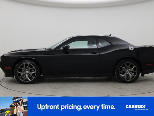 2017 Dodge Challenger SXT Plus