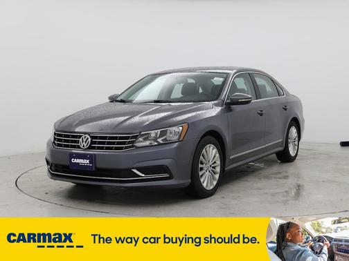 2017 Volkswagen Passat SE