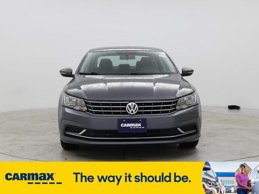 2017 Volkswagen Passat SE