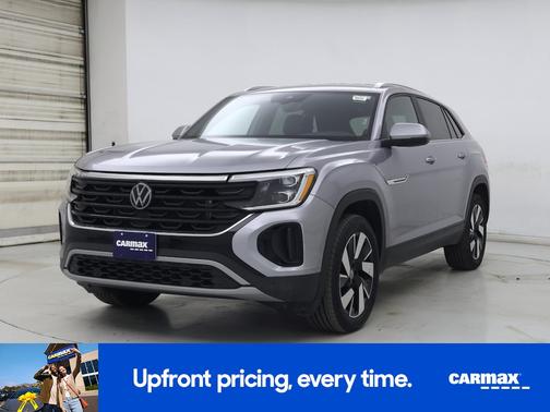 Silver 2024 Volkswagen Atlas Cross Sport SE w/Tech