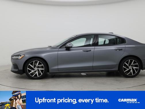 2020 Volvo S60 T6 Momentum