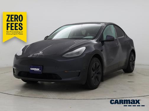 Gray 2024 Tesla Model Y Long Range