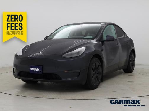Gray 2024 Tesla Model Y Long Range