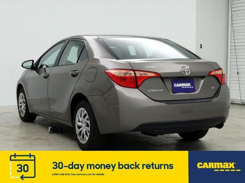 Photo 2 of 25 of 2019 Toyota Corolla LE