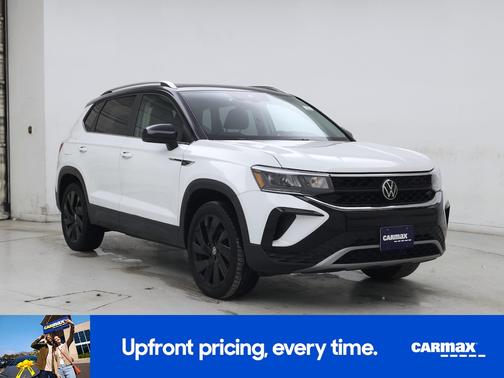 White 2024 Volkswagen Taos SE SUV