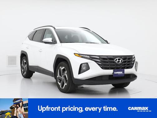 White 2023 Hyundai TUCSON SEL