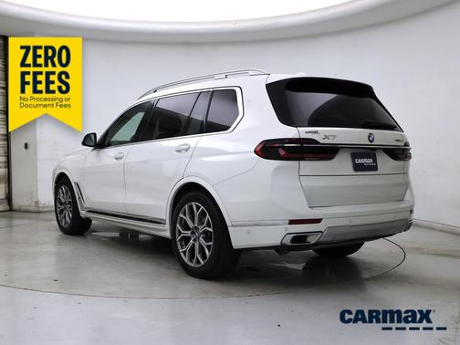 White 2026 BMW X7 xDrive40i