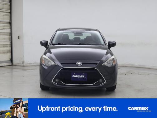 Gray 2019 Toyota Yaris Sedan LE