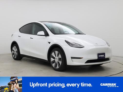 White 2023 Tesla Model Y Long Range