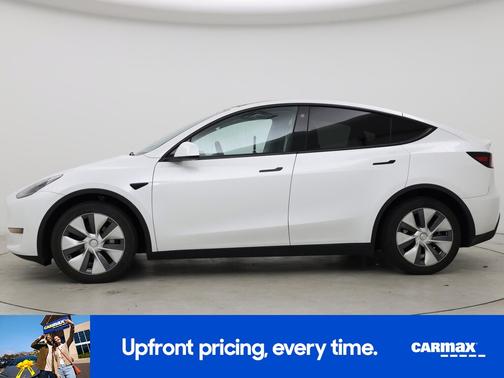 White 2023 Tesla Model Y Long Range