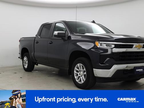 Gray 2022 Chevrolet Silverado 1500 LT