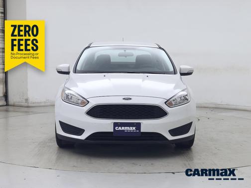 White 2017 Ford Focus SE