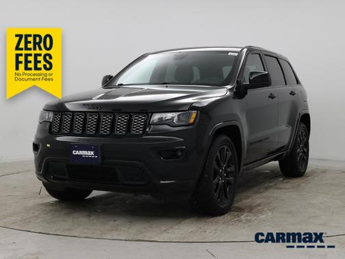 Black 2018 Jeep Grand Cherokee Altitude