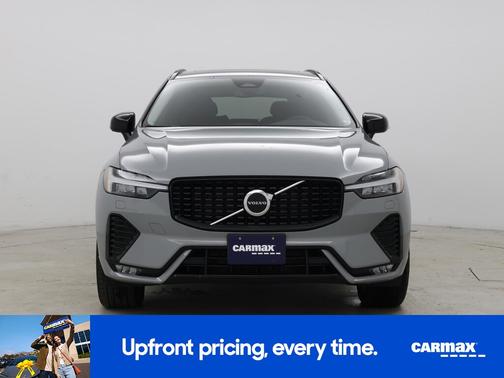 Gray 2024 Volvo XC60 B5 Plus Dark Theme