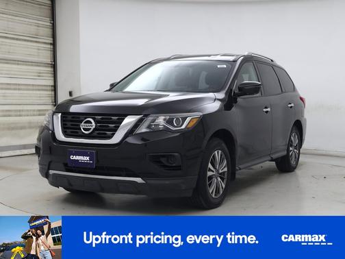Black 2018 Nissan Pathfinder S