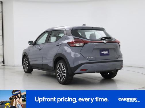 Gray 2021 Nissan Kicks SV