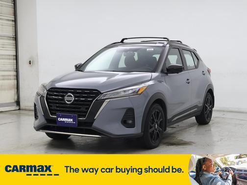 2021 Nissan Kicks SR
