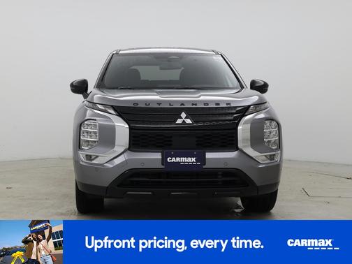 Gray 2022 Mitsubishi Outlander Black Edition