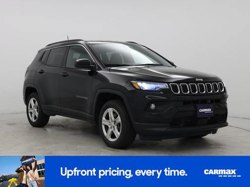 Black 2023 Jeep Compass Latitude