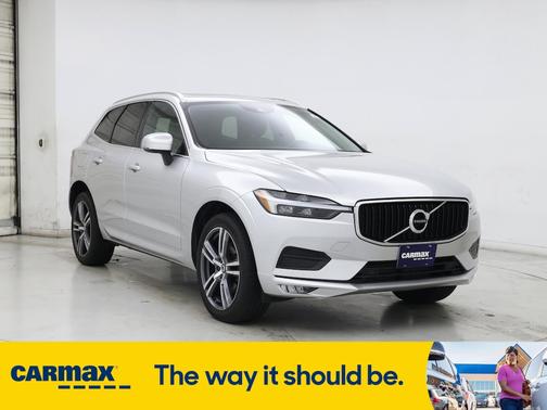 2021 Volvo XC60 T5 Momentum