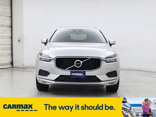 2021 Volvo XC60 T5 Momentum