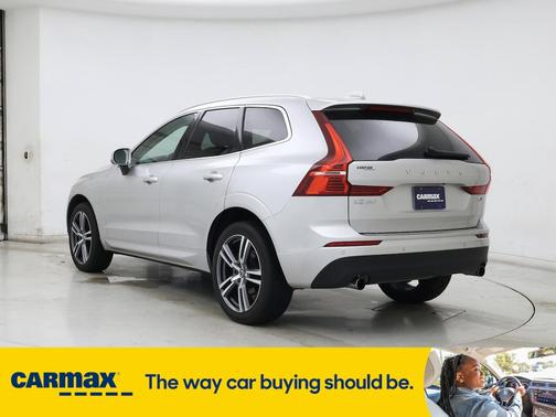 2021 Volvo XC60 T5 Momentum
