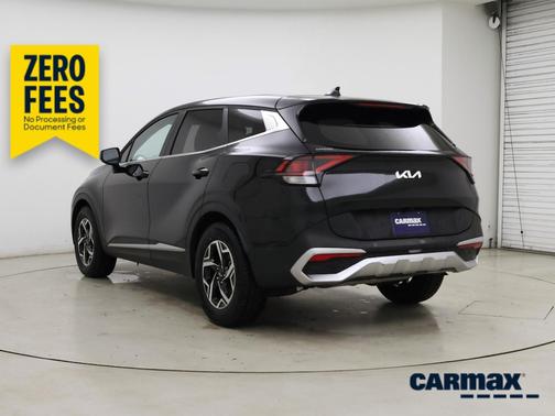 Black 2024 Kia Sportage LX