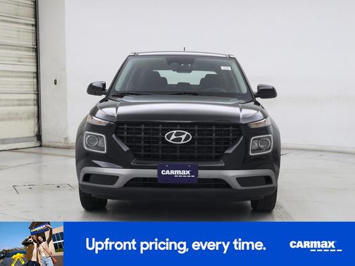 2023 Hyundai VENUE SE