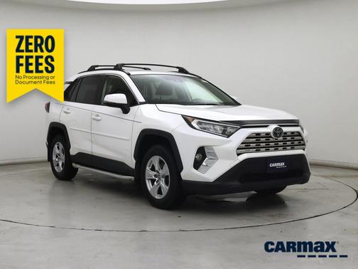 White 2019 Toyota RAV4 XLE