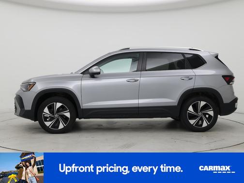 Silver 2025 Volkswagen Taos SE