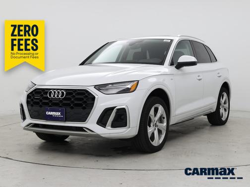 White 2023 Audi Q5 Premium Plus