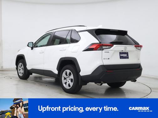 2020 Toyota RAV4 LE