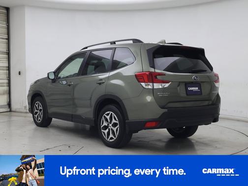 Green 2021 Subaru Forester Premium