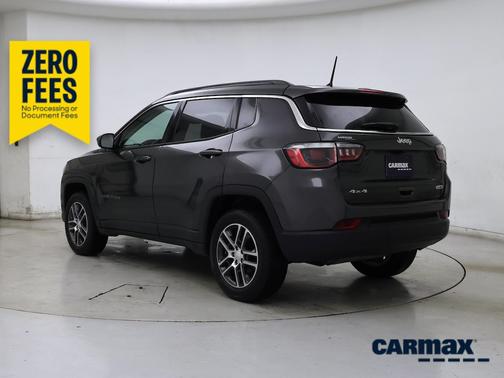 Gray 2018 Jeep Compass Latitude