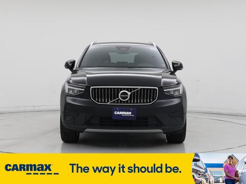 2024 Volvo XC40 B5 Core Bright Theme