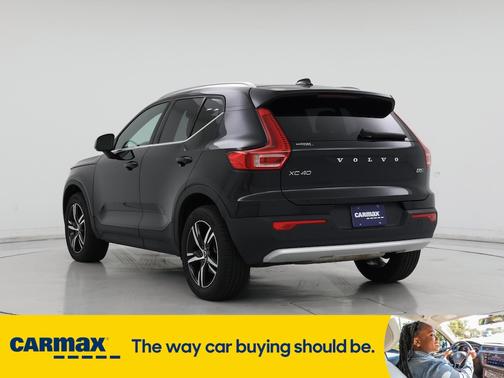 2024 Volvo XC40 B5 Core Bright Theme