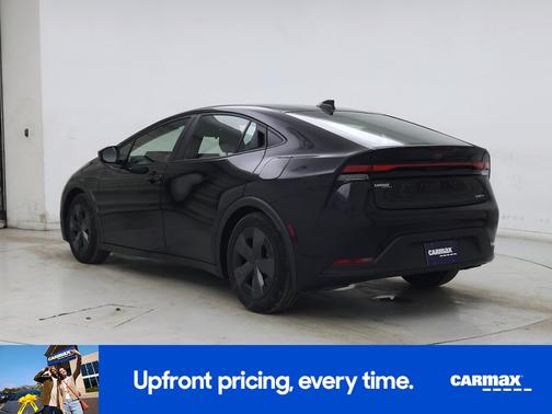 2025 Toyota Prius LE