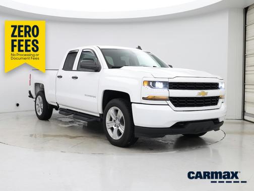 White 2018 Chevrolet Silverado 1500 Custom