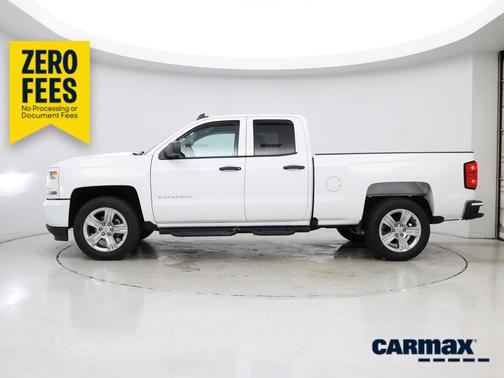 White 2018 Chevrolet Silverado 1500 Custom