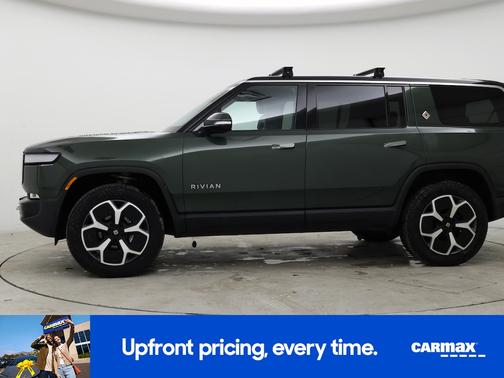 Green 2024 Rivian R1S Adventure Dual-Motor Large