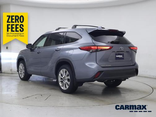 Blue 2023 Toyota Highlander Hybrid Limited