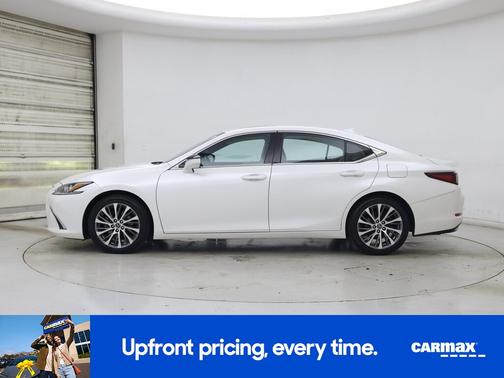 White 2019 Lexus ES 350 Luxury